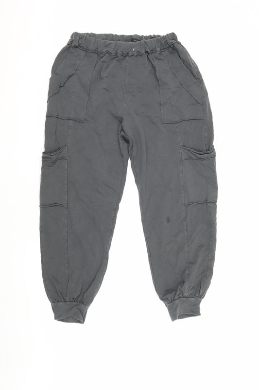 Studio Women's Black Cargo Trousers - Size XL, Relaxed Fit