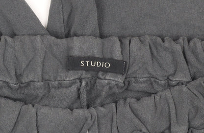 Studio Women's Black Cargo Trousers - Size XL, Relaxed Fit