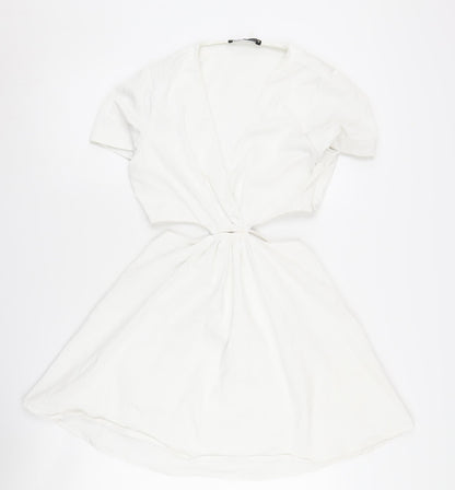 Zara Women's Short White Wrap Dress Size 8