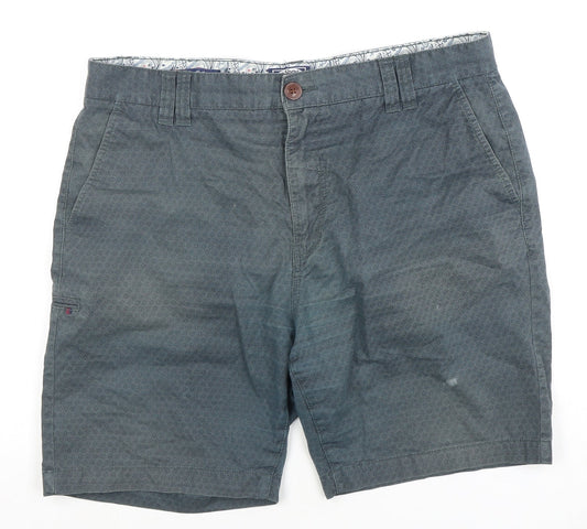 Le Shark XL Men's Green Chino Shorts