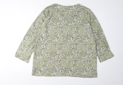 Isle Women's Green Floral 3/4 Sleeve Top Size L