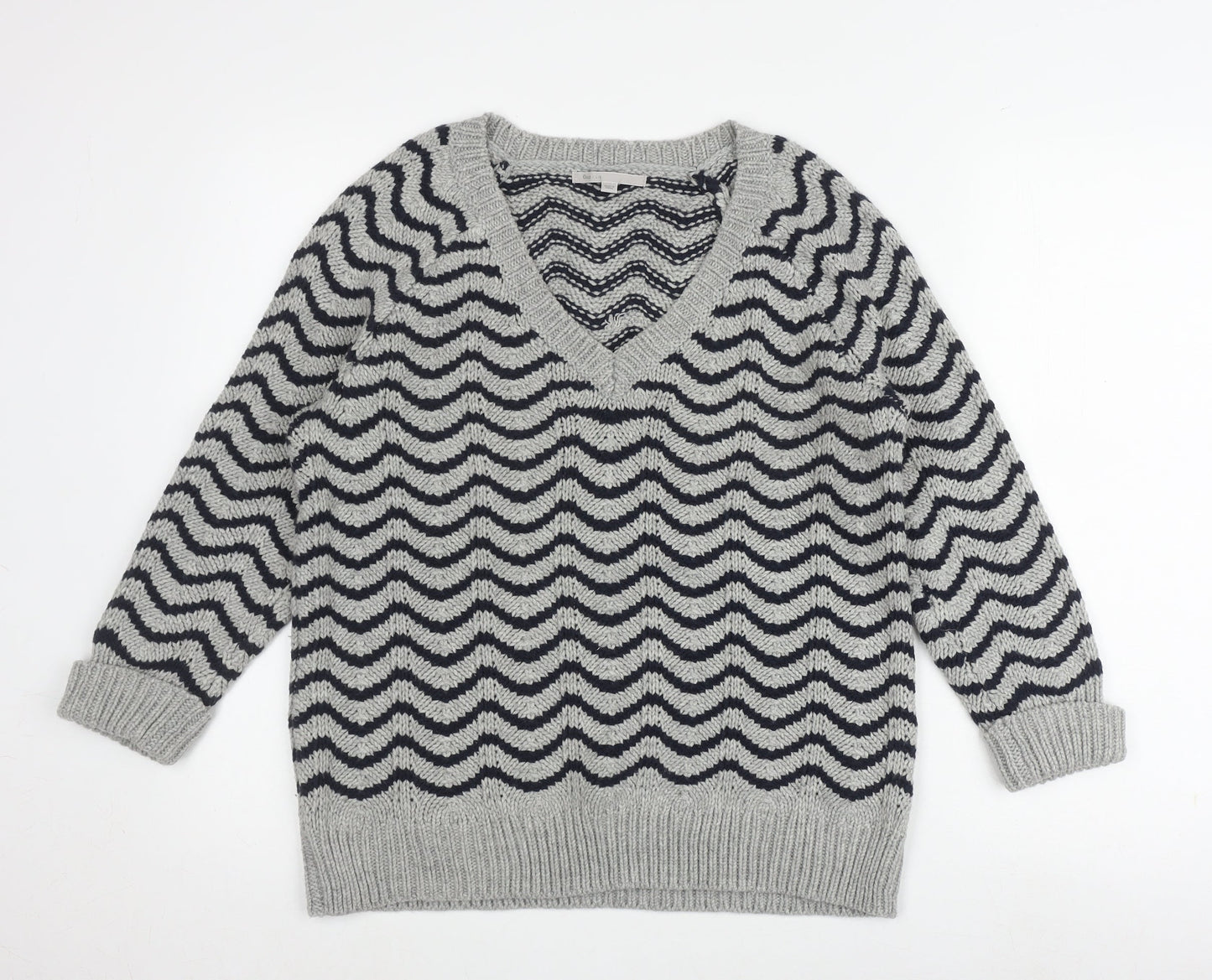 Gap Women's Grey V-Neck Pullover Jumper Size L