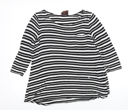 Arabella and Addison Women's Black Striped T-Shirt M