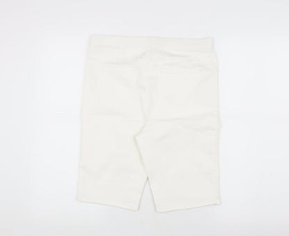 Papaya Women's White Bermuda Shorts Size 10