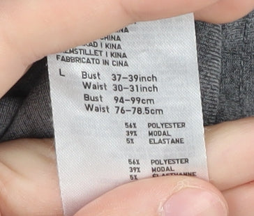 Uniqlo Men's Grey Sweat Shorts L Casual Style