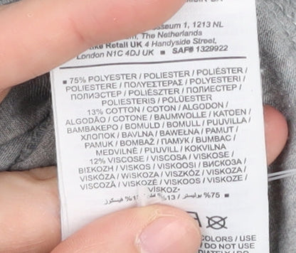 Nike Men's Grey Small Logo T-Shirt