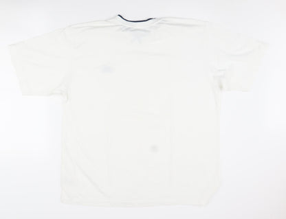 Umbro Men's XL White V-Neck T-Shirt