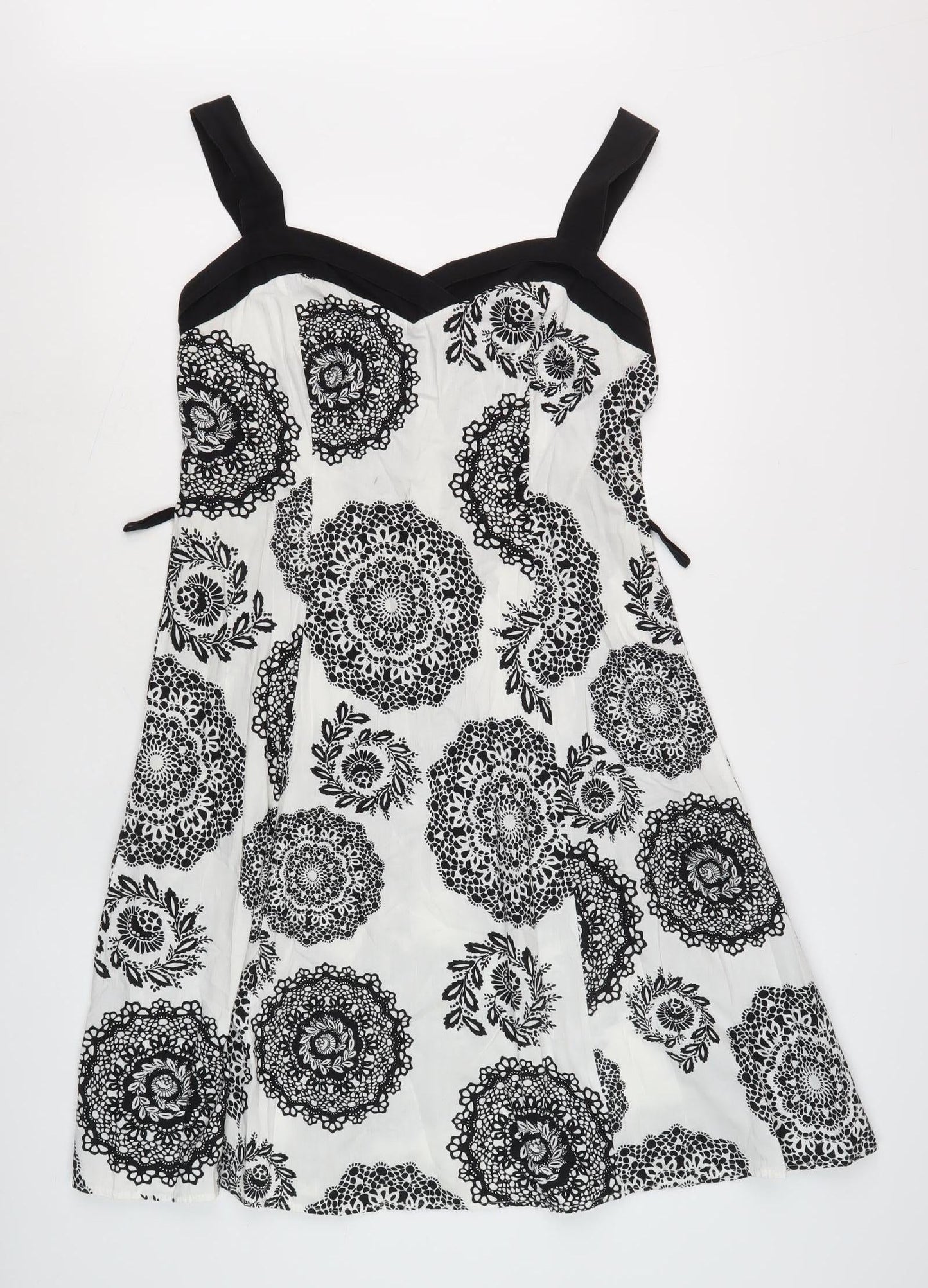 Merien Hall Women's White Floral Dress 14 Sleeveless