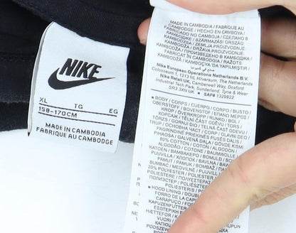 Nike Boys Black XL Pullover Hoodie with Logo Accents