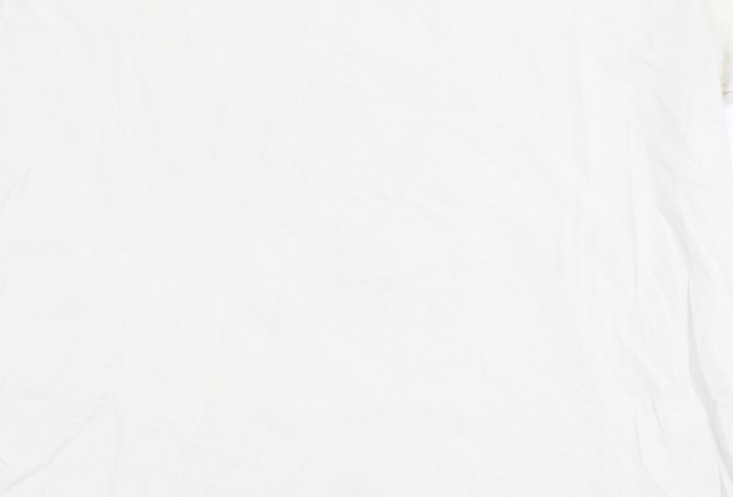 Puma Men's White Graphic Print T-Shirt, Size S