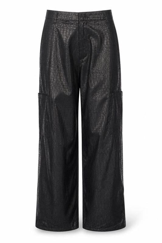 Womens UK Size 8 PRETTYLITTLETHING Regular Fit  Black Trousers