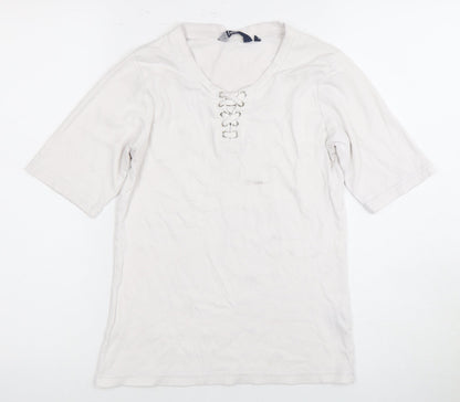 Womens UK Size 10 Isle White Basic T-Shirt