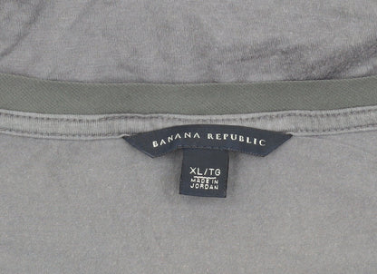 Banana Republic Women's Grey XL Basic T-Shirt