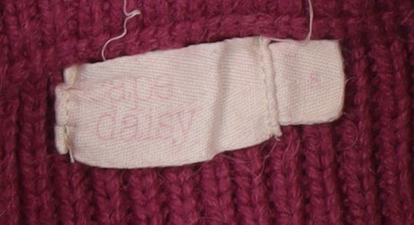 Womens UK Size S Cape Daisy Pink Pullover Jumper