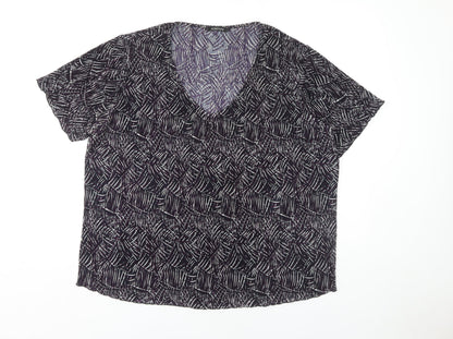 Essence Women's Multicoloured Geometric T-Shirt Size 22