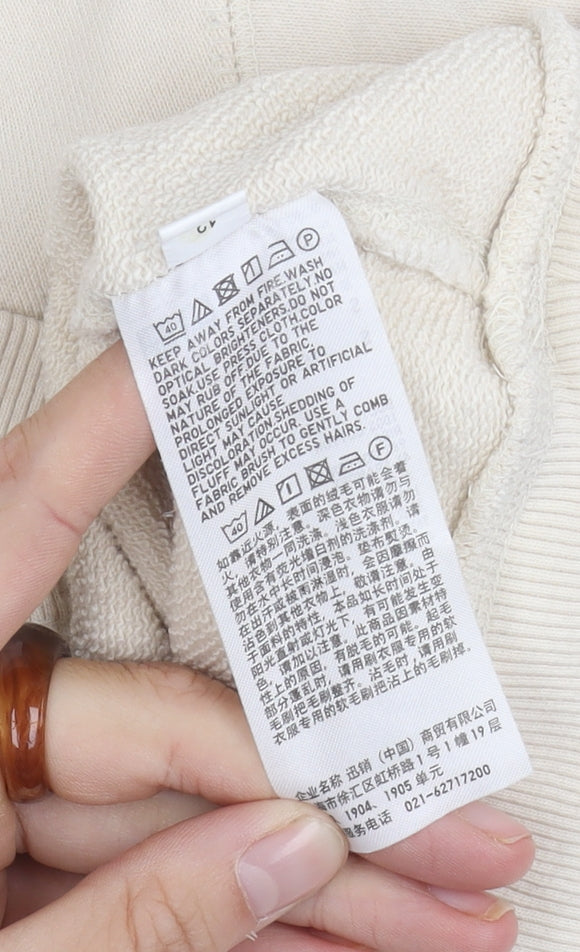 Uniqlo Unisex Beige Crew Neck Sweatshirt Size S