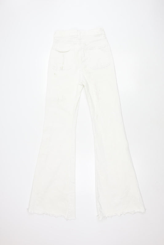 PrettyLittleThing Women's White Jeans Size 6