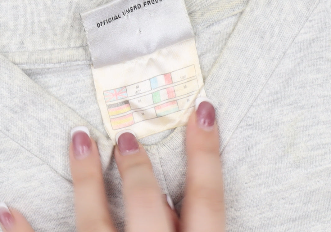 Umbro Men's Grey V-Neck T-Shirt, Size M, Casual Comfort