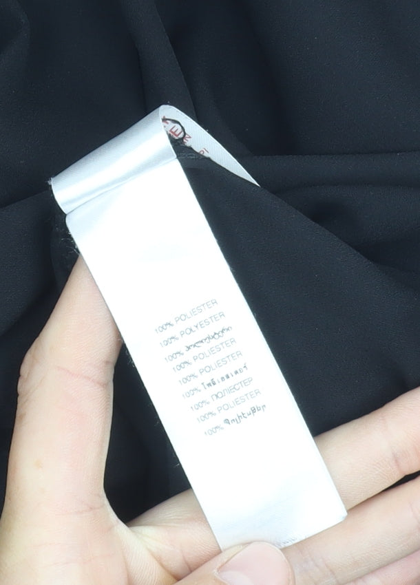 New Look Women's Black Blouse Size 16 with V-Neck