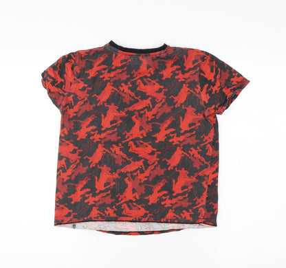 Fortnite Boys Red Camouflage T-Shirt Medium