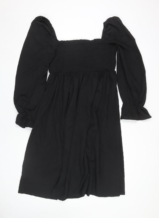 Boohoo Women’s Black Long Sleeve Square Neck Dress