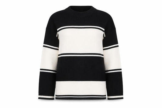 Womens UK Size XS H&M Black Pullover Jumper