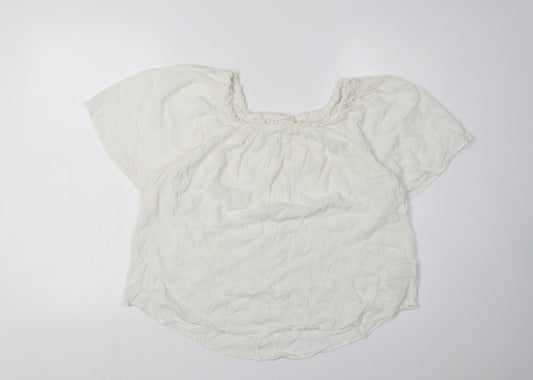 GAP Women's Ivory Blouse M Short Sleeve Rayon