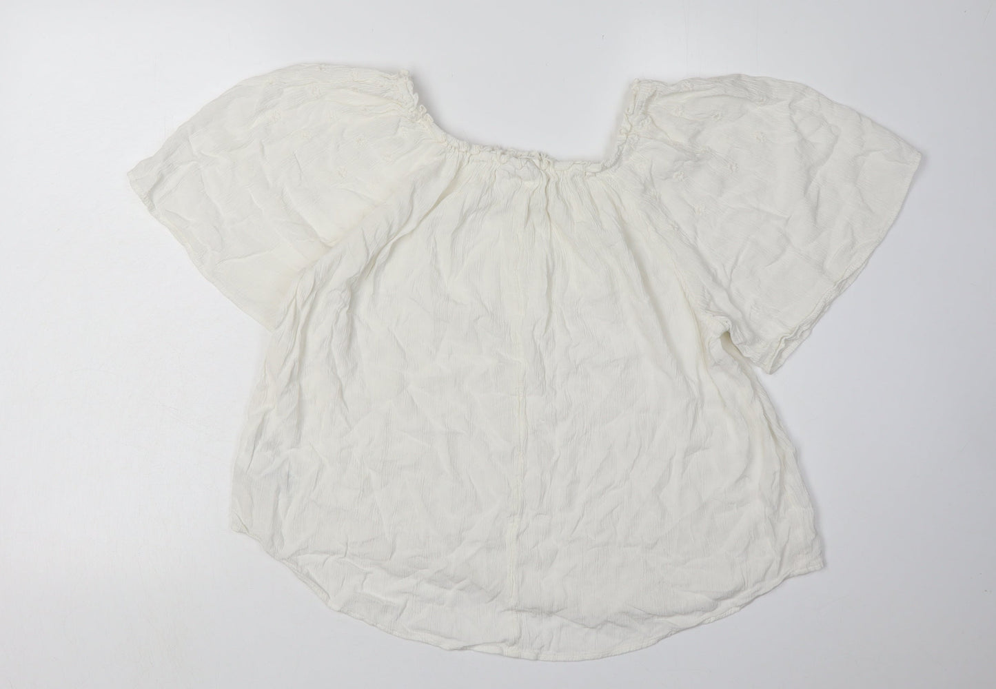 GAP Women's Ivory Blouse M Short Sleeve Rayon