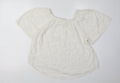 GAP Women's Ivory Blouse M Short Sleeve Rayon