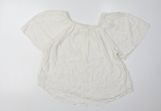 GAP Women's Ivory Blouse M Short Sleeve Rayon