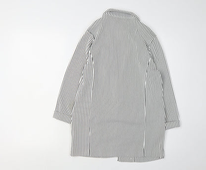 Reserved Women's Black Striped Blazer - Small