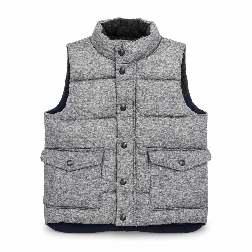 Front view of Gap boys’ grey sleeveless puffer jacket 5 years winter casual