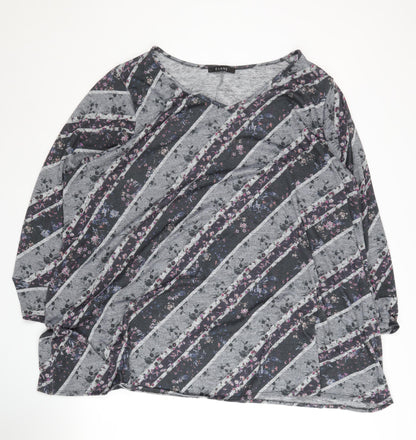 Evans Women's Plus Size Floral Grey Jumper 30/32