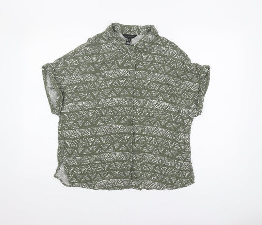 New Look Women's Green Geometric Button-Up Shirt