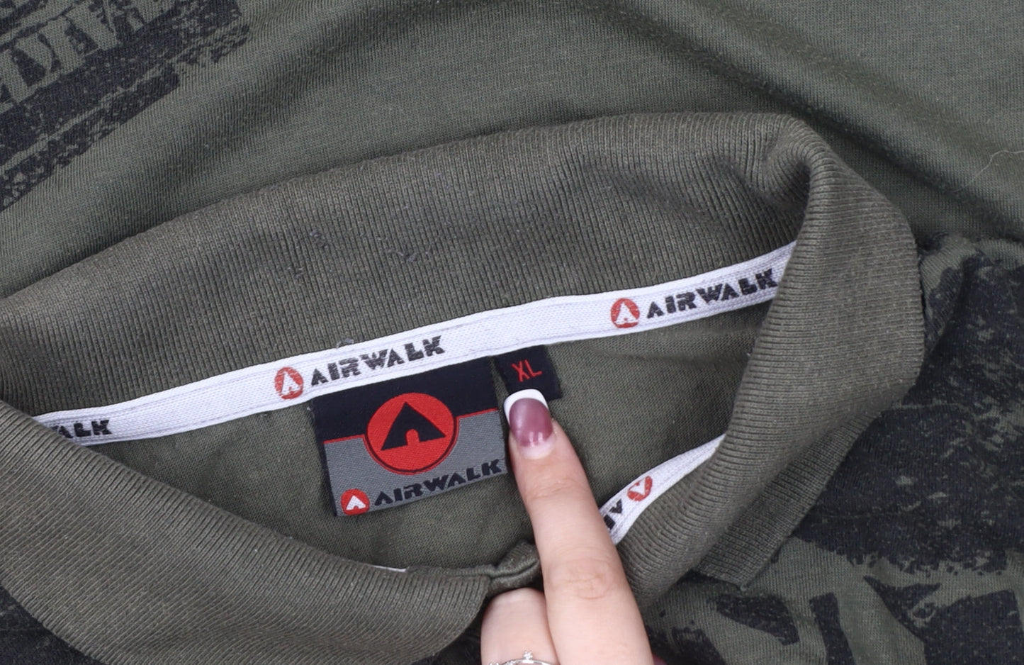 Airwalk Men's Green Polo Shirt XL Graphic Urban Style