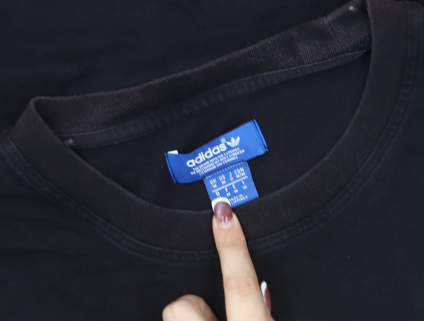 Adidas Men's Black Graphic Print T-Shirt - Medium