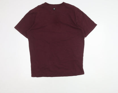 Mens UK Size 2XL Duck and Cover Red  T-Shirt