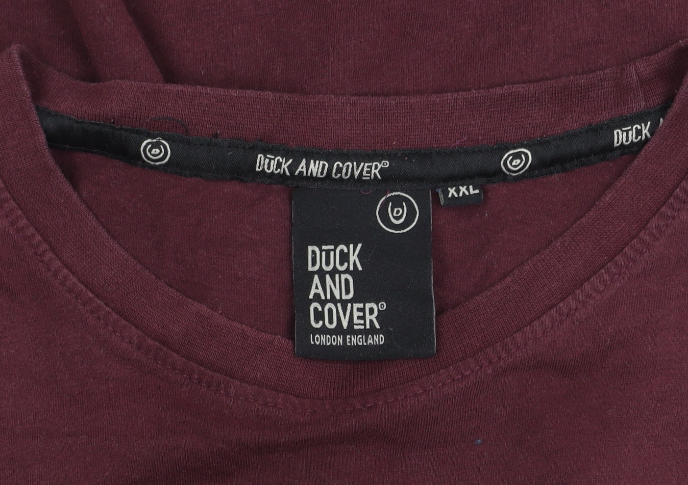 Mens UK Size 2XL Duck and Cover Red  T-Shirt