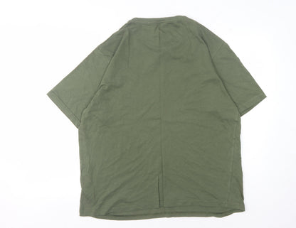 Mens UK Size 2XL Bench Green  T-Shirt