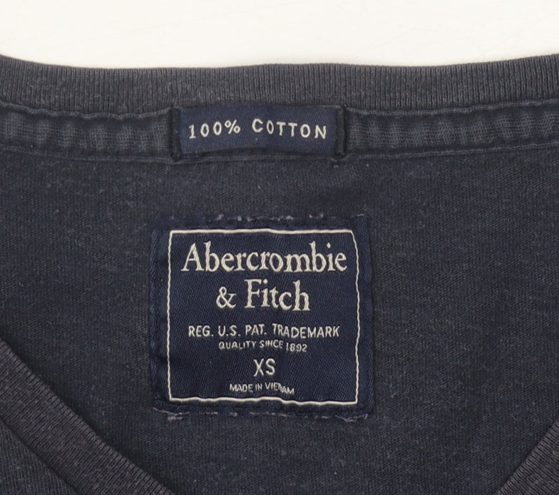 Abercrombie & Fitch Black XS Men's V-Neck T-Shirt