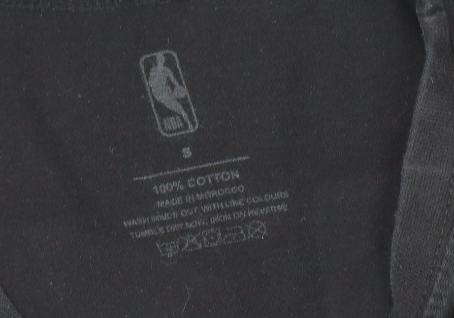 NBA Men's Black Small T-Shirt, Sports Logo Graphic Print