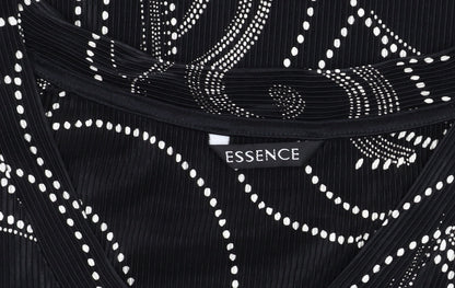 Evans Women's Black Geometric V-Neck Plus Top