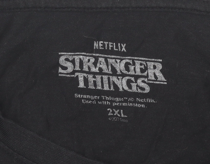 Unisex Adults UK Size 2XL Netflix Black Basic T-Shirt
