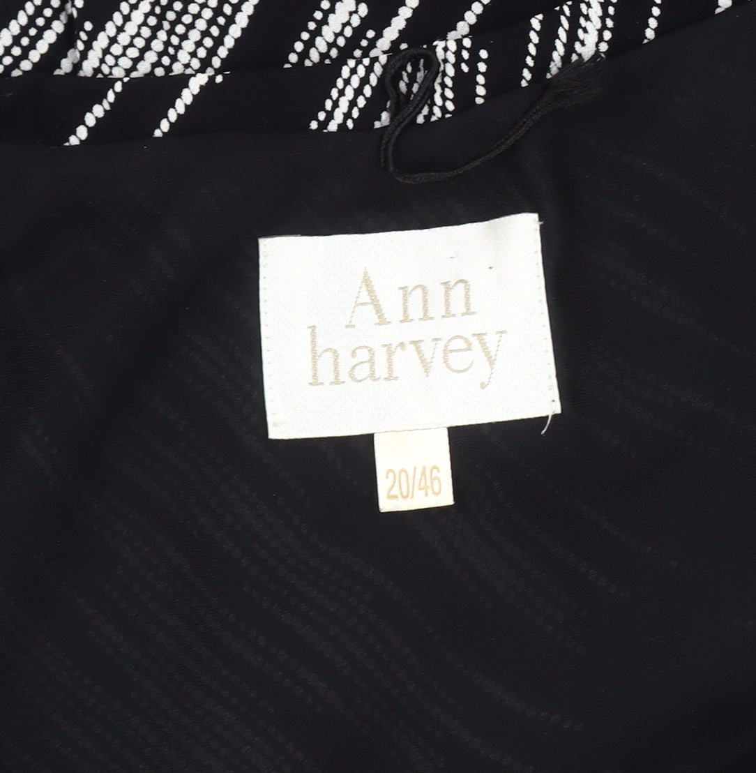 Ann Harvey Women's Black Skirt Size 20