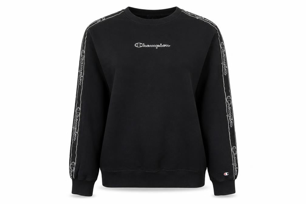 Front view of Champion Black unisex logo sweatshirt l - casual & comfy