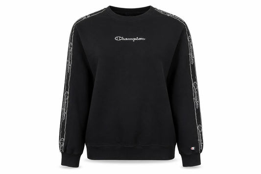 Front view of Champion Black unisex logo sweatshirt l - casual & comfy