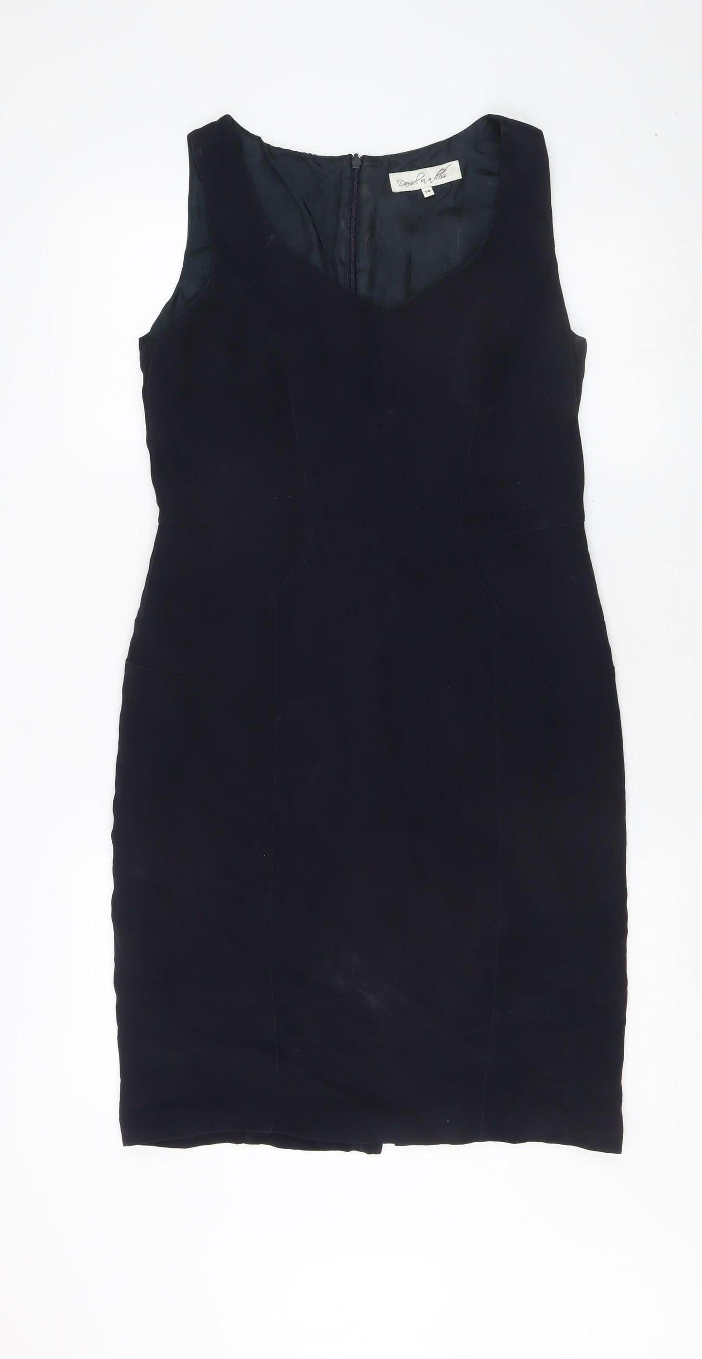 Damsel in a dress Women's Black Sleeveless V-Neck Dress