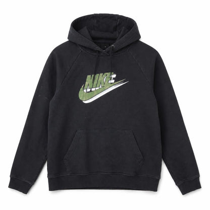 Front view of Nike boys’ black pullover hoodie with logo -, size S