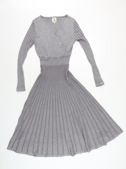 Yumi Women's Grey A-Line Knit Dress, S, V-Neck, Long Sleeve