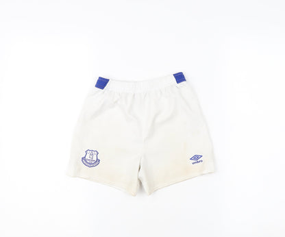 Umbro Boys White Football Athletic Shorts 4-5 Years